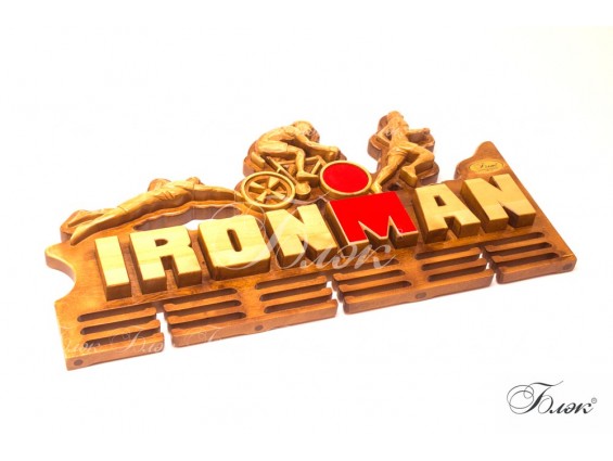 Медальница "Ironman"